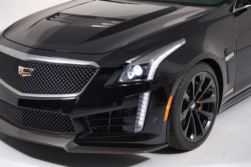 Used 2018 Cadillac CTS V w/ Carbon Fiber Package RWD image 50