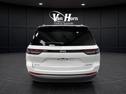 New 2026 Jeep Grand Cherokee Limited w/ Luxury Tech Group II image 14