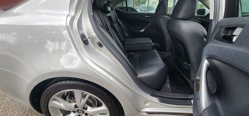Used 2009 Lexus IS 250 RWD image 28