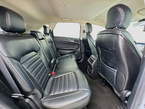 Used 2019 Ford Edge SEL w/ Equipment Group 201A image 18