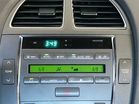 Used 2011 Lexus ES 350 image 23