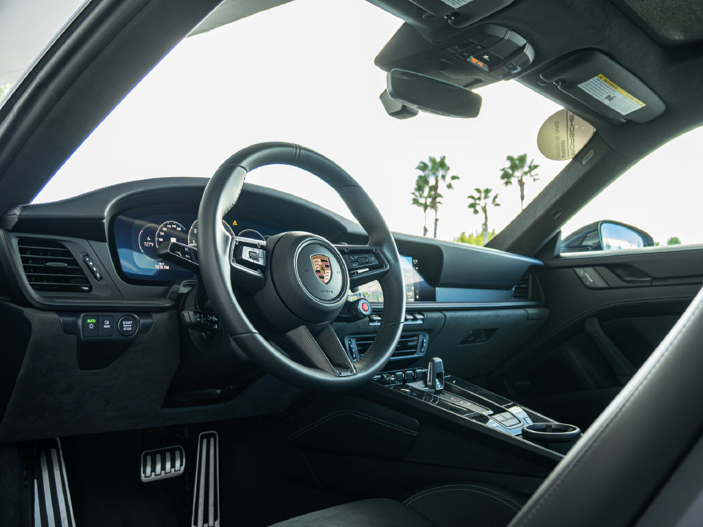 Certified 2025 Porsche 911 Carrera 4 GTS AWD/4WD image 4
