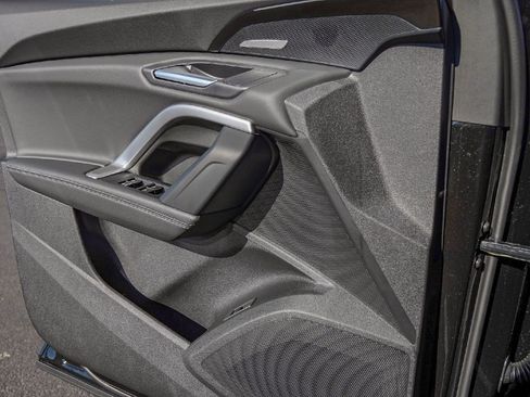 New 2025 Audi Q5 Premium Plus image 14