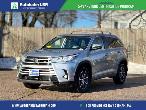 Used 2018 Toyota Highlander XLE image 1