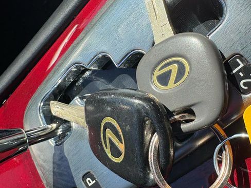 Used 2004 Lexus ES 330 image 57