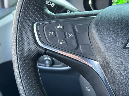 Used 2020 Chevrolet Bolt LT FWD image 34