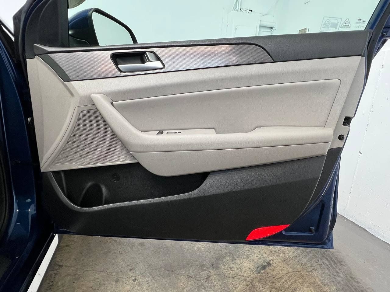 Used 2017 Hyundai Sonata Sport w/ Cargo Package FWD image 11