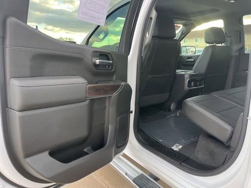 Used 2022 GMC Sierra 1500 SLT w/ SLT Premium Plus Package image 39