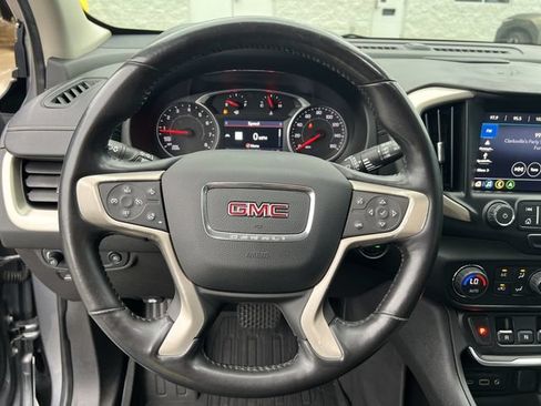 Used 2020 GMC Terrain Denali w/ Denali Premium Package FWD image 16