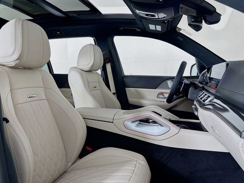 New 2026 Mercedes-Benz GLS 63 AMG 4MATIC image 6