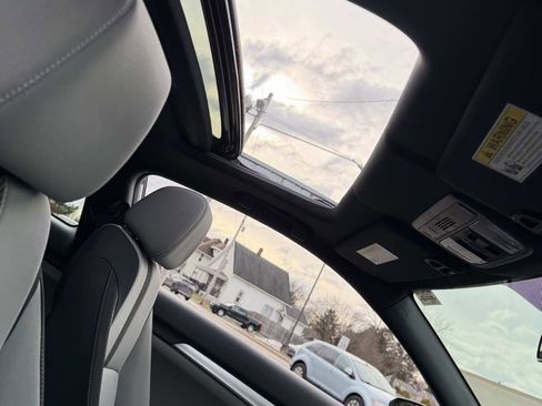 Used 2018 Honda Civic LX-P image 19