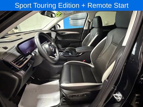 Used 2025 Buick Envision Sport Touring image 11