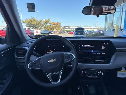 New 2026 Chevrolet TrailBlazer LT w/ LT Cold Weather Package image 2