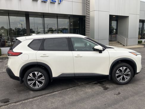Used 2021 Nissan Rogue SV AWD/4WD image 8