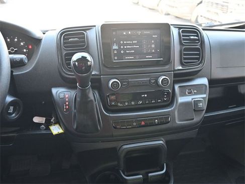 Used 2024 RAM ProMaster 2500 image 3