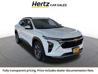 Used 2025 Chevrolet Trax LT