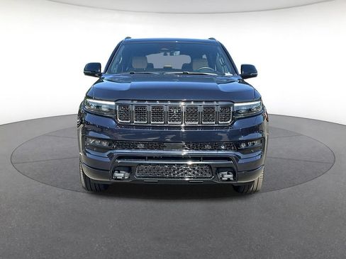 Certified 2025 Jeep Grand Wagoneer L Series III w/ Quick Order Packagew 28T AWD/4WD image 9