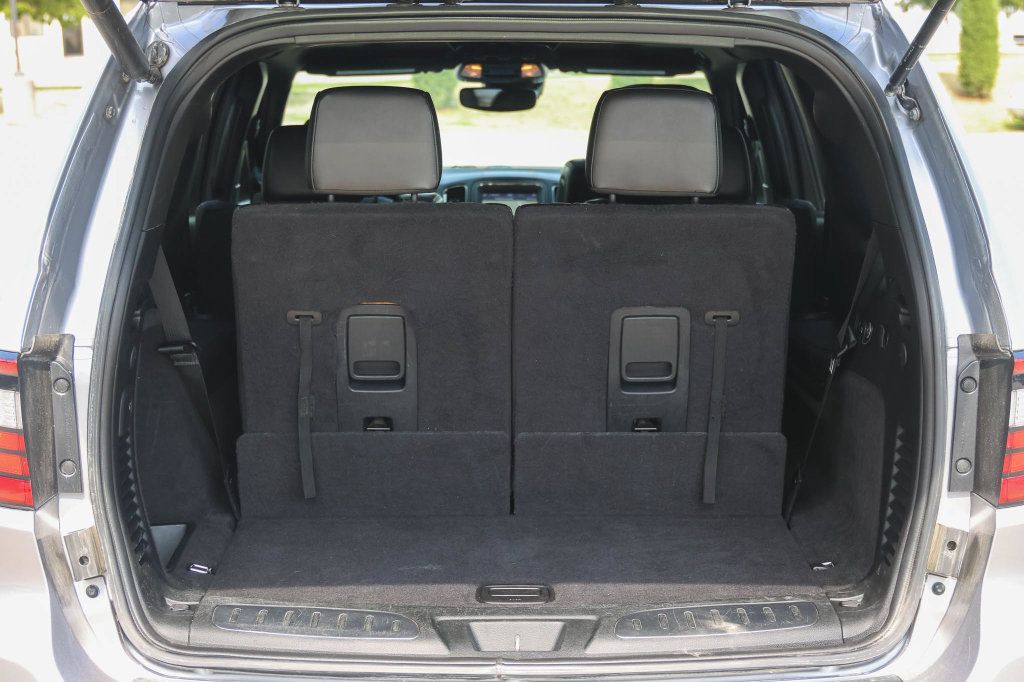Used 2018 Dodge Durango R/T w/ Technology Group AWD/4WD image 8