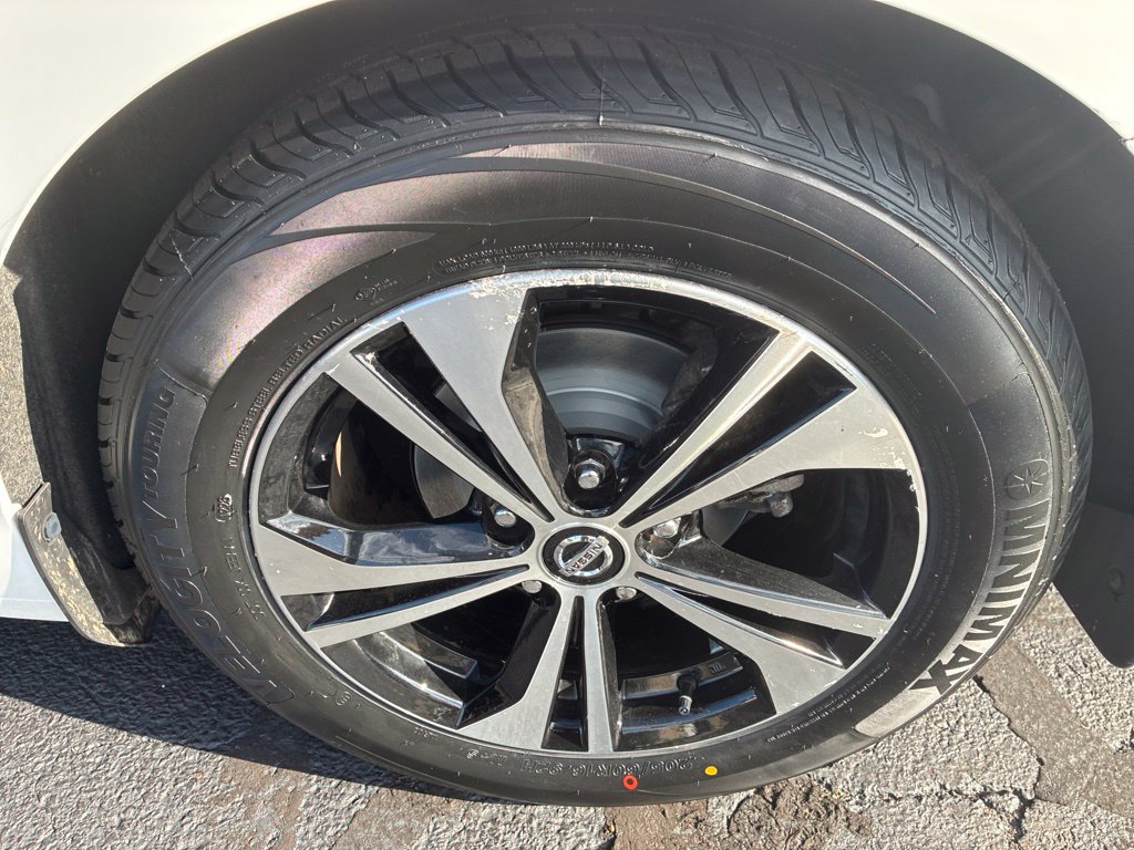 Certified 2023 Nissan Sentra SV FWD image 11