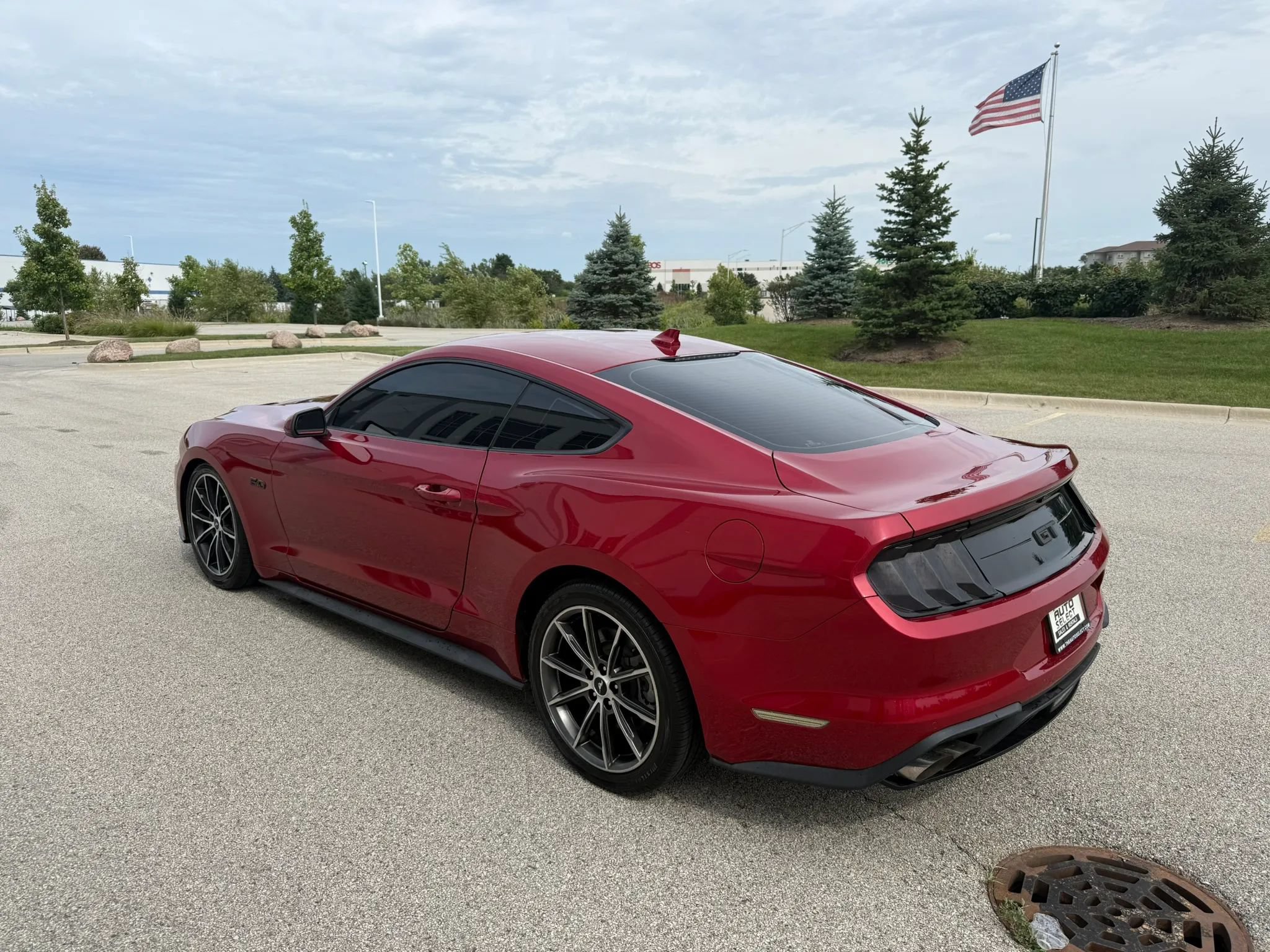 Used 2021 Ford Mustang GT Premium w/ Ford Safe & Smart Package RWD image 3