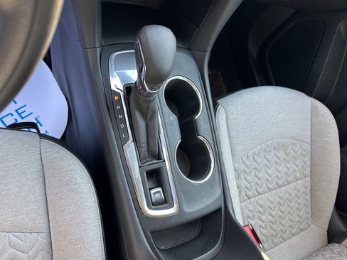 Used 2022 Chevrolet Equinox LS image 26