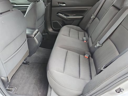 Used 2021 Nissan Altima 2.5 SV FWD image 19