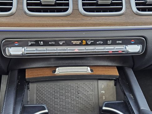 Certified 2025 Mercedes-Benz GLE 350 4MATIC image 18