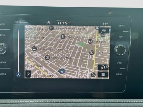 Used 2025 Volkswagen Jetta SEL FWD image 13