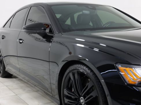 Used 2023 Audi S6 Prestige w/ Prestige Package image 38