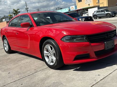 Used 2019 Dodge Charger SXT w/ Leather Interior Group image 15