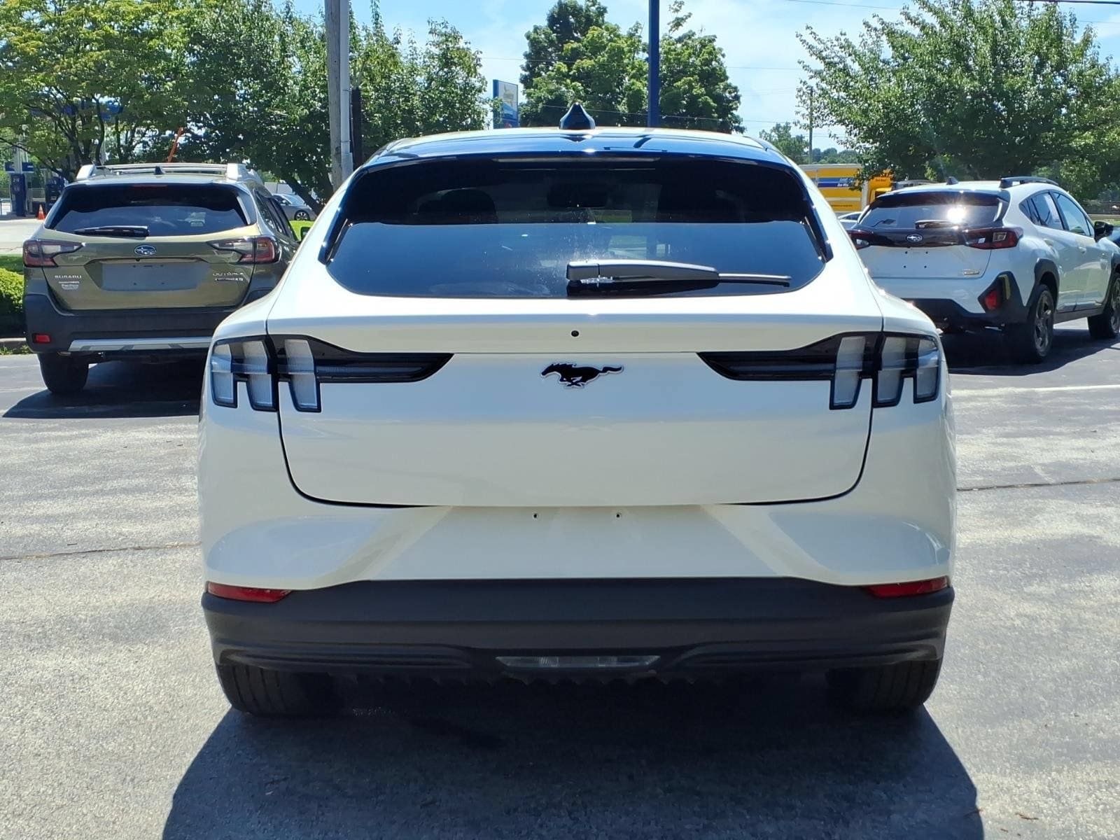 Certified 2025 Ford Mustang Mach-E Premium AWD/4WD image 5