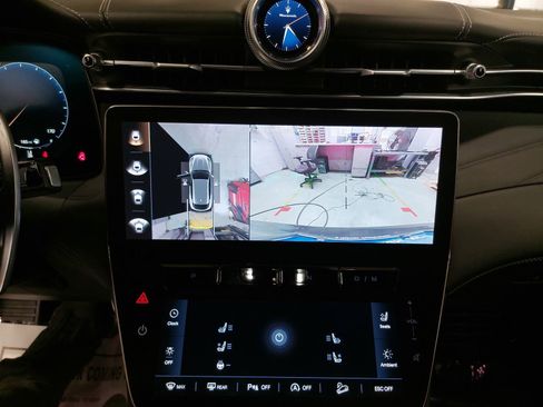 Used 2023 Maserati Grecale GT image 26