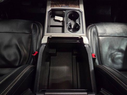 Used 2019 Ford F250 Lariat w/ Lariat Ultimate Package image 88