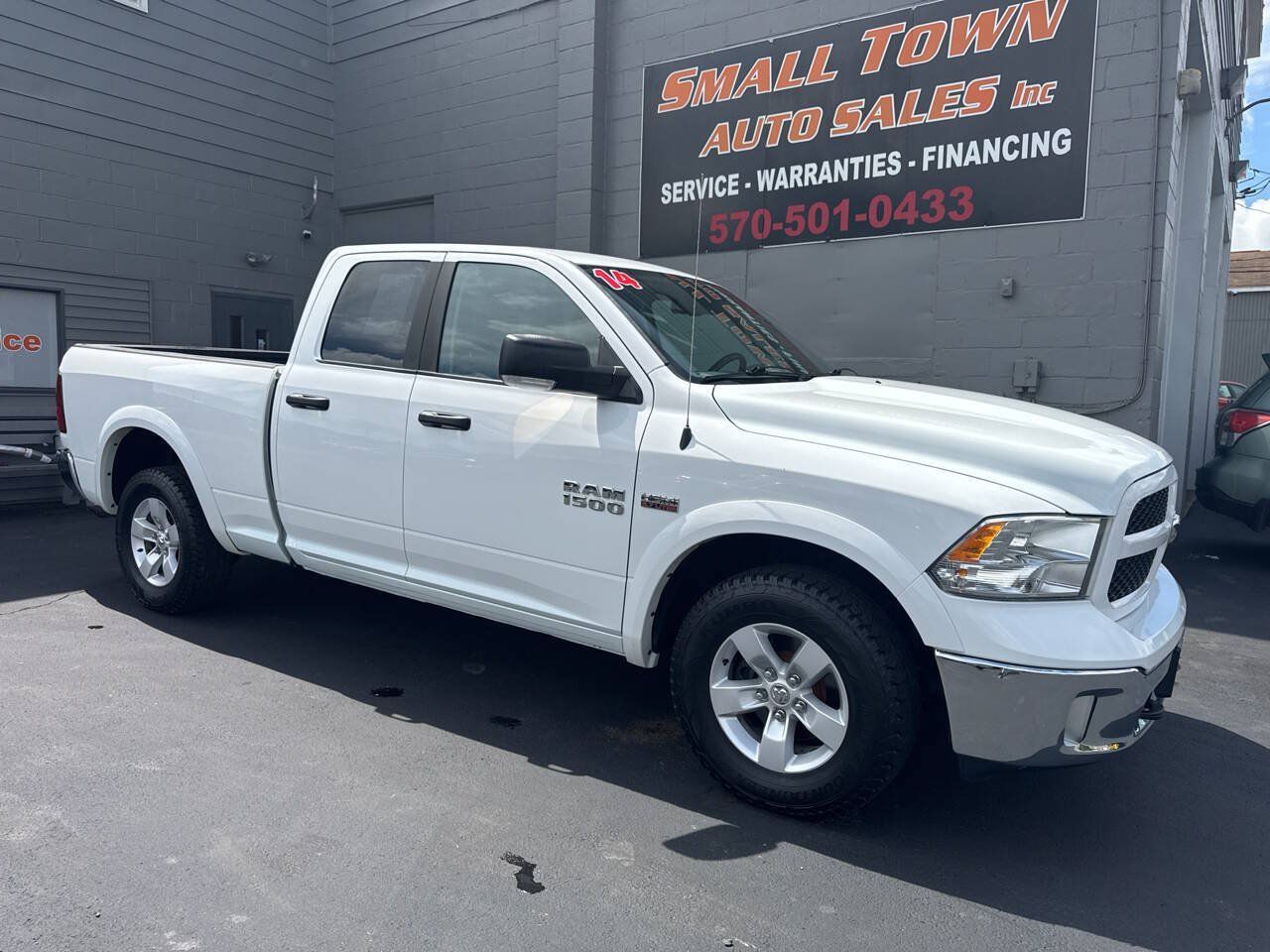 Used 2014 RAM 1500 Outdoorsman AWD/4WD image 1