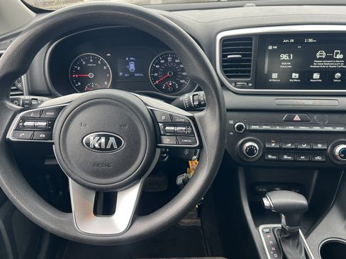 Used 2021 Kia Sportage LX AWD/4WD image 14