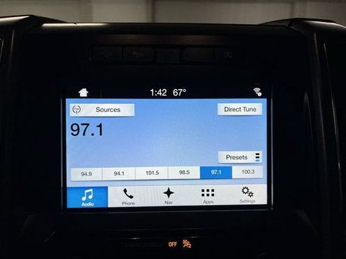 Used 2018 Ford F150 XLT w/ Equipment Group 302A Luxury AWD/4WD image 13