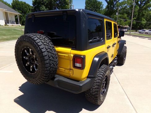 Used 2021 Jeep Wrangler Unlimited Sport AWD/4WD image 32