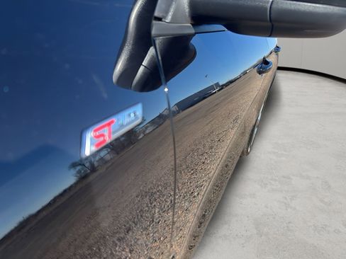 Used 2025 Ford Escape ST-Line image 9