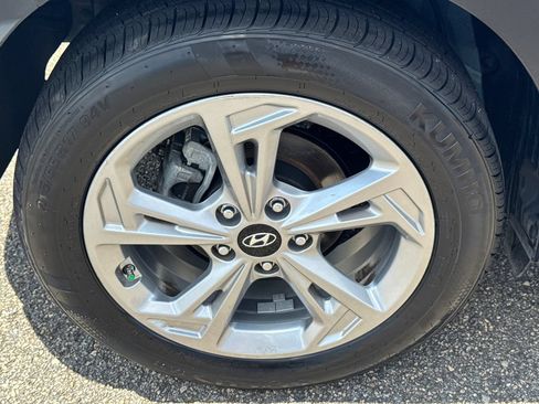 Used 2023 Hyundai Kona SEL FWD image 19