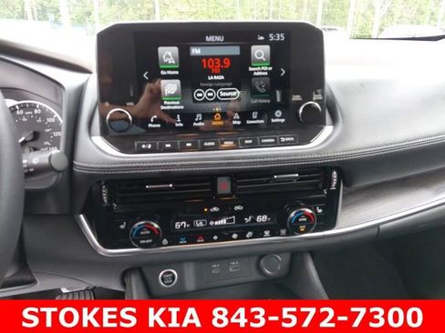 Used 2021 Nissan Rogue SL w/ Premium Package FWD image 12