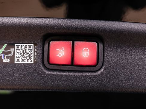 Certified 2025 Mercedes-Benz C 300 C 300 image 28