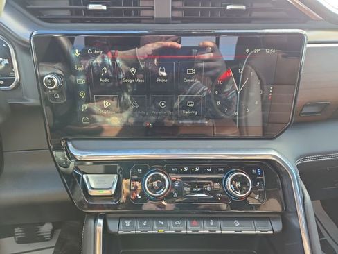 Used 2024 GMC Sierra 2500 Denali Ultimate image 24