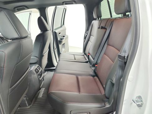 Used 2023 Honda Ridgeline Black Edition image 35