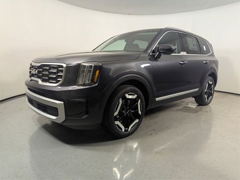 New 2025 Kia Telluride S image 3