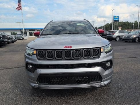 Used 2023 Jeep Compass Limited AWD/4WD image 12