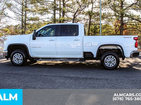 Used 2025 Chevrolet Silverado 2500 LT w/ Convenience Package AWD/4WD image 7