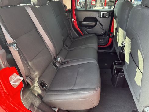 Used 2020 Jeep Gladiator Sport w/ Quick Order Package 24S image 16