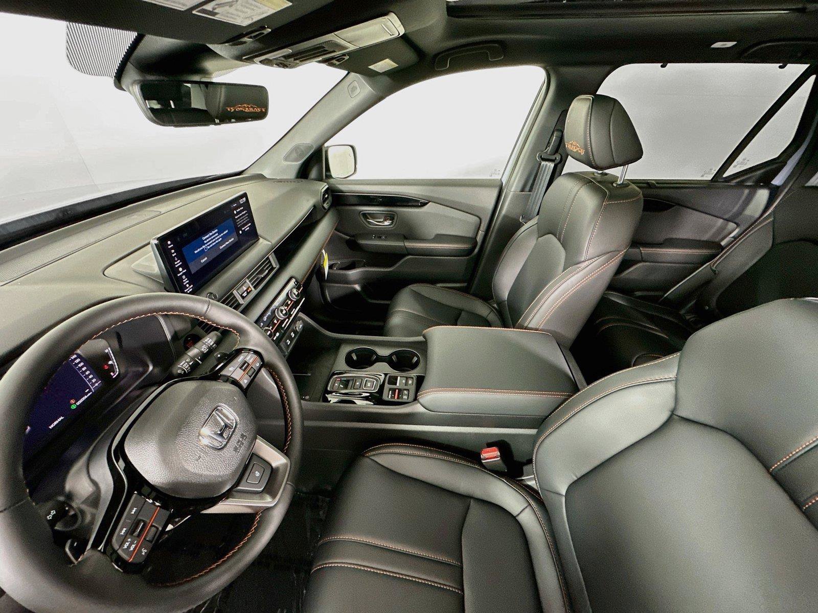 New 2026 Honda Pilot TrailSport image 5