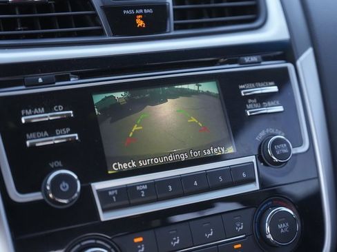 Used 2018 Nissan Altima 2.5 SR w/ Interior Lighting Package image 26