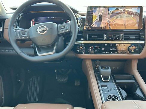 New 2026 Nissan Pathfinder Platinum AWD/4WD image 23